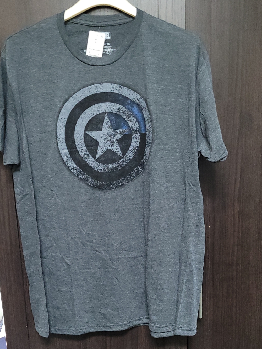 Captain America Shield Short Sleeve Tee XL NWT